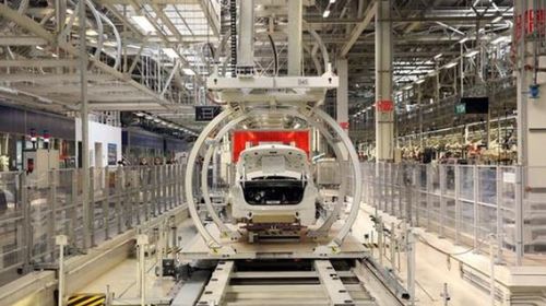 一手好牌打得稀爛 這三家老牌車企如何在2020年將軟件開發之路走窄